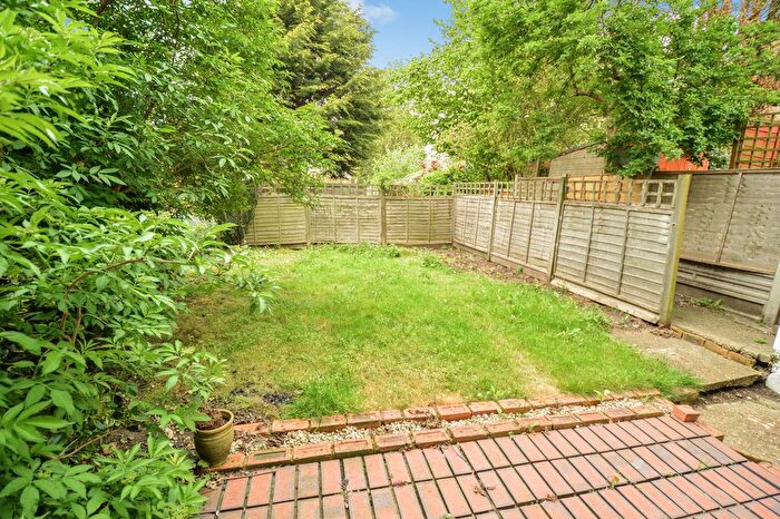 1 Bedroom Flat To Rent In Brandram Road, London, SE13