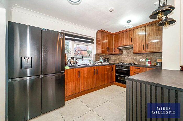 4 Bedroom Semi-Detached House To Rent In Cherry Crescent, Brentford, TW8