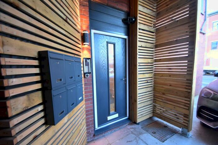 2 Bedroom Apartment To Rent In The Rock, Bury, BL9