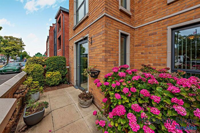 1 Bedroom Flat For Sale In Dove Tree Court, Stratford Road, Shirley, Solihull, B90