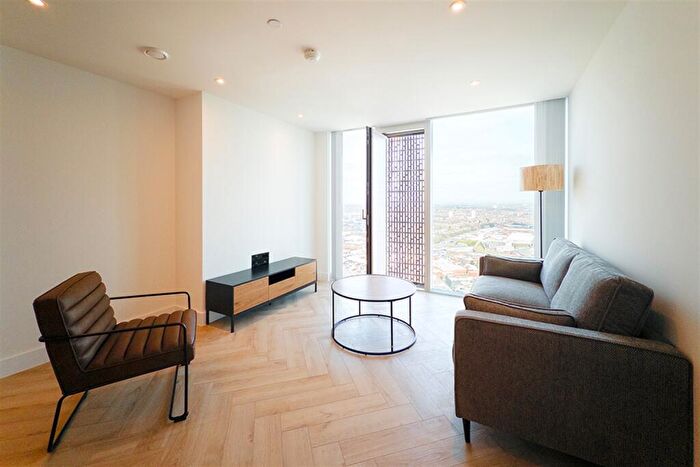 2 Bedroom Apartment To Rent In Bankside, Colliers Yard, M3