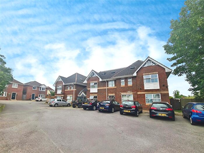 1 Bedroom Flat To Rent In Edwina Close, Southampton, Hampshire, SO19