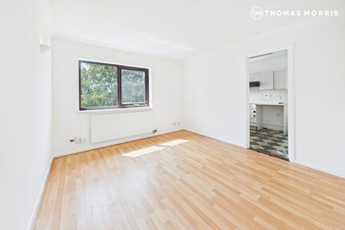 2 Bedroom Apartment For Sale In Back Street, Biggleswade, Bedfordshire, SG18