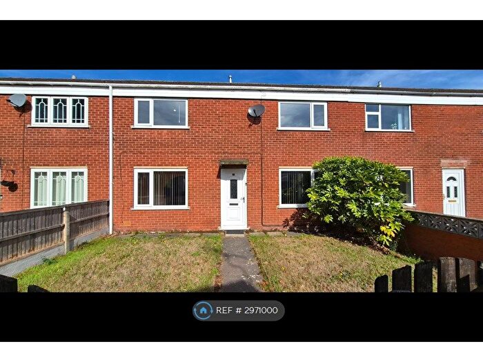 3 Bedroom Semi-Detached House To Rent In Greenacre Road, Worksop, S81