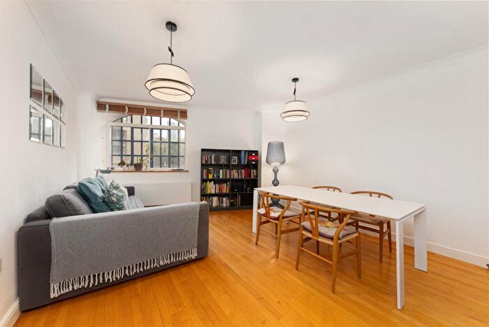 1 Bedroom Apartment For Sale In Millers Wharf House, St. Katharines Way, London, E1W