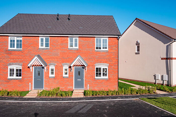 3 Bedroom House To Rent In Hive Grove, Warton, PR4