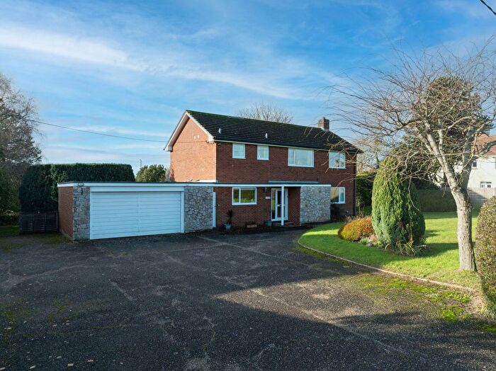 4 Bedroom Detached House For Sale In Mill Lane, Exmouth, EX3