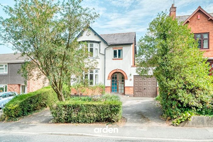 3 Bedroom Detached House For Sale In Plymouth Road, Redditch, B97