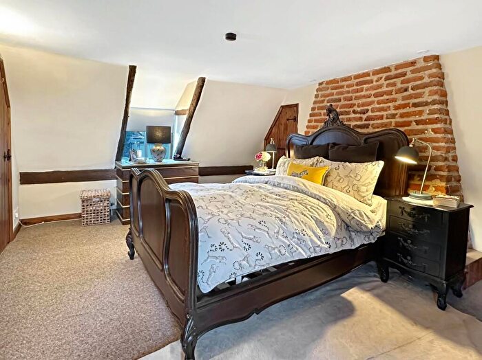 3 Bedroom Detached House For Sale In High Street, Trumpington, Cambridge, CB2