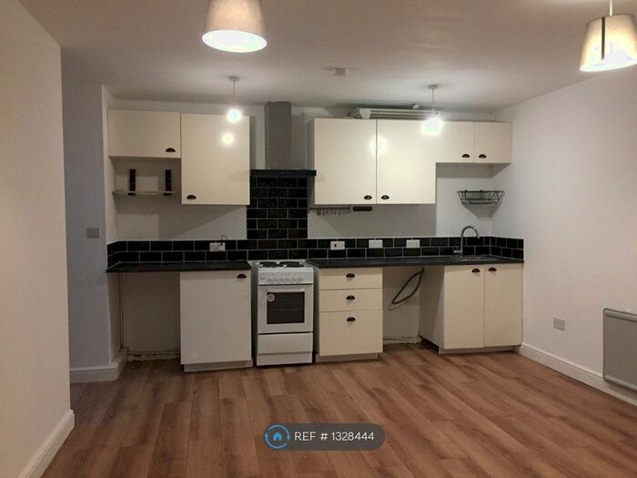 1 Bedroom Bungalow To Rent In Short Street, Bilston WV14