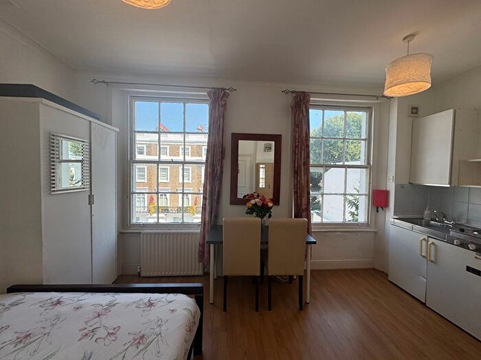 Studio To Rent In Oakley Street, London, SW3