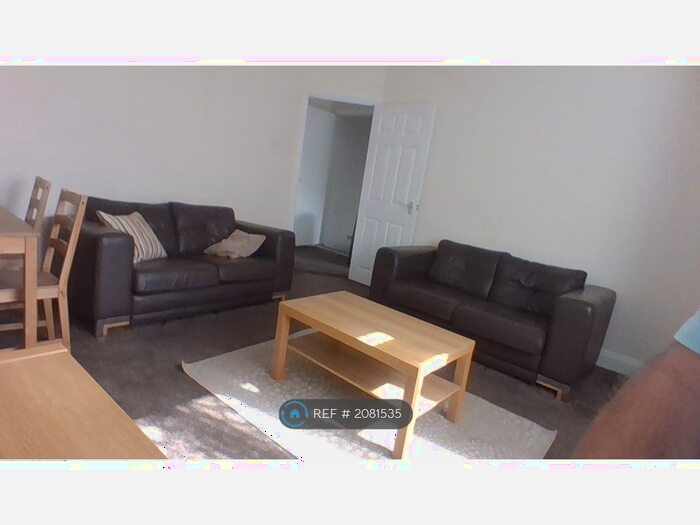 1 Bedroom Flat To Rent In Waller Avenue, Luton, LU4