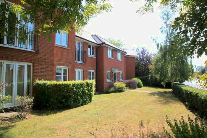 2 Bedroom Apartment To Rent In Orchard Court, Wendover Road, Aylesbury, HP21
