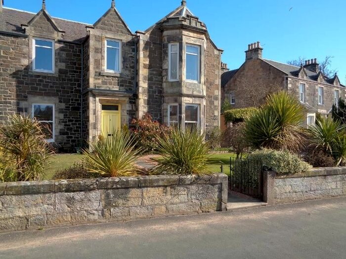 3 Bedroom Flat To Rent In Crescent Road, Lundin Links, Fife, KY8