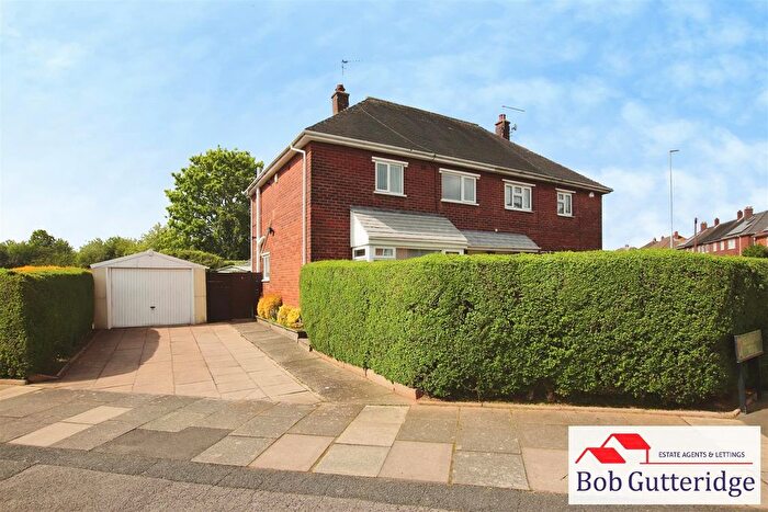 3 Bedroom Semi-Detached House For Sale In Kearsley Way, Blurton, Stoke-On-Trent, ST3