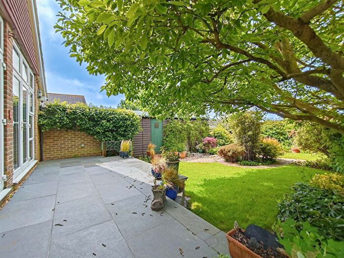 2 Bedroom Detached Bungalow For Sale In Chyngton Lane North, Seaford, BN25
