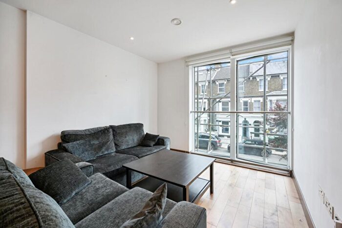 3 Bedroom Flat For Sale In Beaufort Court, Maygrove Road, London, NW6