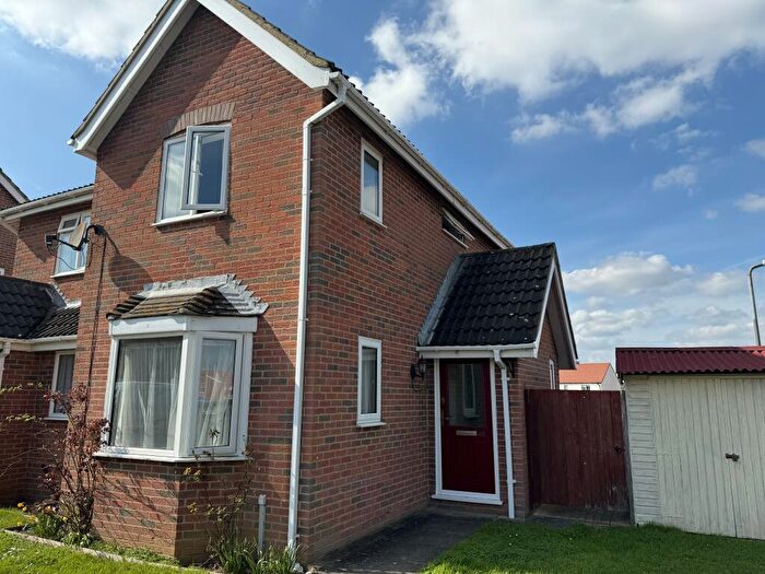 2 Bedroom House To Rent In Coniston Drive, Aylesham, CT3