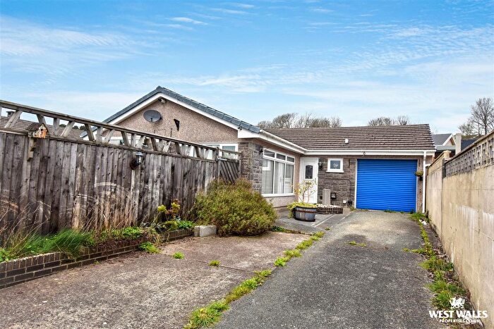 3 Bedroom Detached Bungalow For Sale In Whitehall Avenue, Pembroke, SA71
