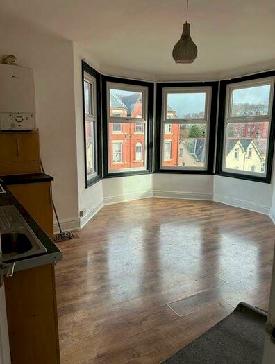 1 Bedroom Apartment To Rent In Llandrindod Wells, Powys, LD1