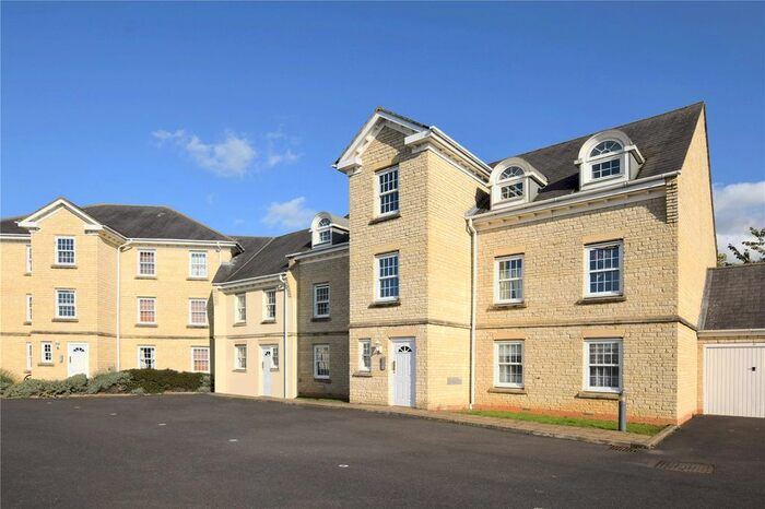 2 Bedroom Flat To Rent In Mullein Road, Bicester, Oxfordshire OX26