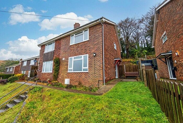3 Bedroom Semi-Detached House For Sale In Templeside, Temple Ewell, Dover, Kent, CT16