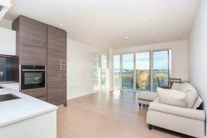 1 Bedroom Apartment To Rent In Hopgood Tower, Kidbrooke Village, Kidbrooke, SE3