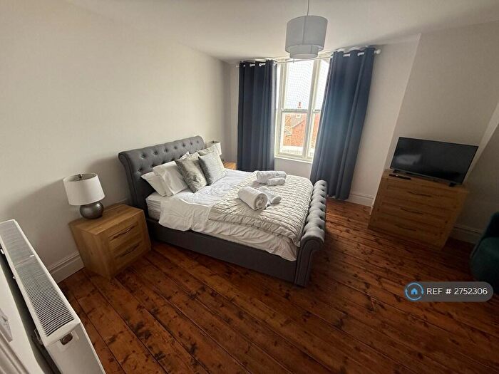 2 Bedroom Flat To Rent In Church St, Cromer, NR27