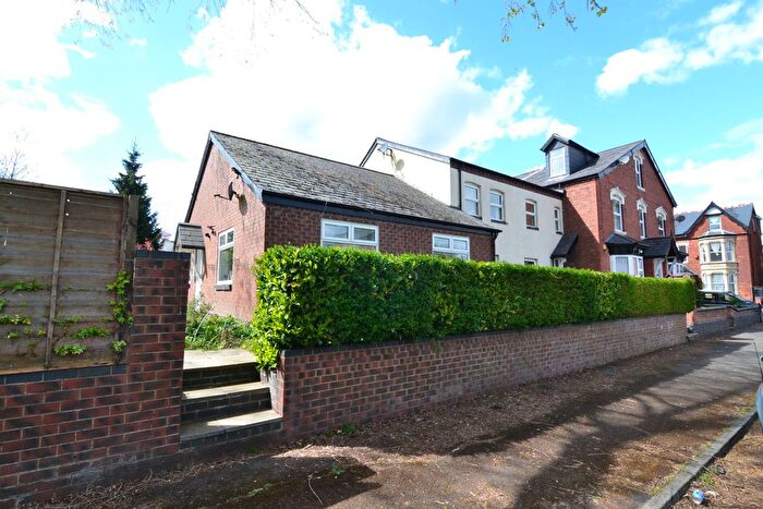 2 Bedroom Flat For Sale In Wheatsheaf Road, Birmingham, B16