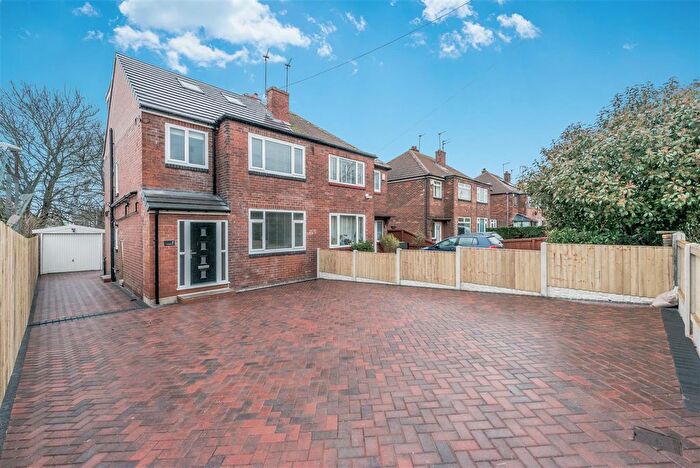 4 Bedroom Semi Detached House For Sale In Crossgates Road, Crossgates, Leeds, LS15