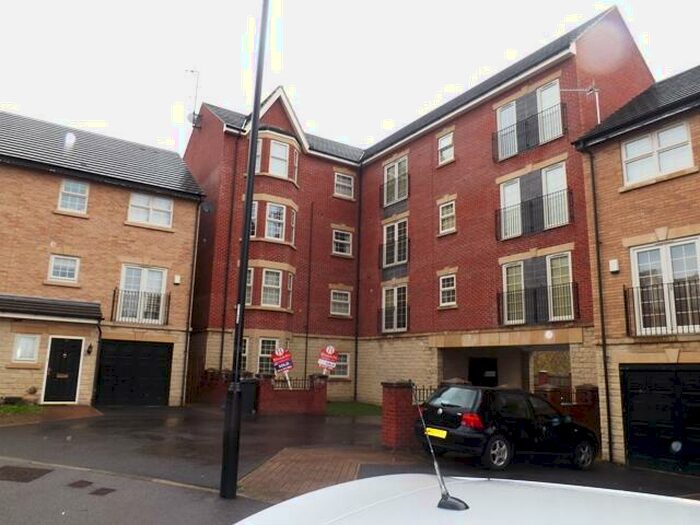 2 Bedroom Apartment To Rent In Upper Holywell, Holywell Heights, S4