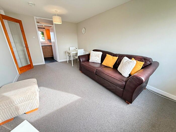 1 Bedroom Flat To Rent In Calder Gardens, Sighthill, Edinburgh, EH11