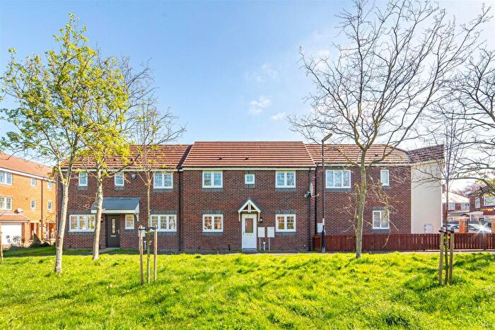3 Bedroom Terraced House For Sale In Alnmouth Court, Newcastle Upon Tyne, NE5