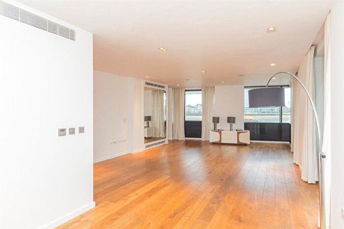2 Bedroom Apartment To Rent In Lots Road, London, SW10