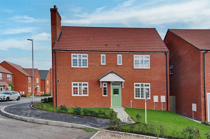 4 Bedroom Detached House For Sale In Redwing Road, Sandbach, CW11