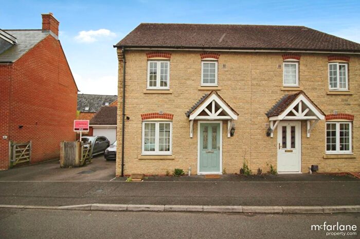 3 Bedroom Semi-Detached House To Rent In Winterbourne Road, Swindon, SN25