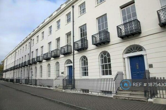 1 Bedroom Flat To Rent In London Road, Reading, RG1