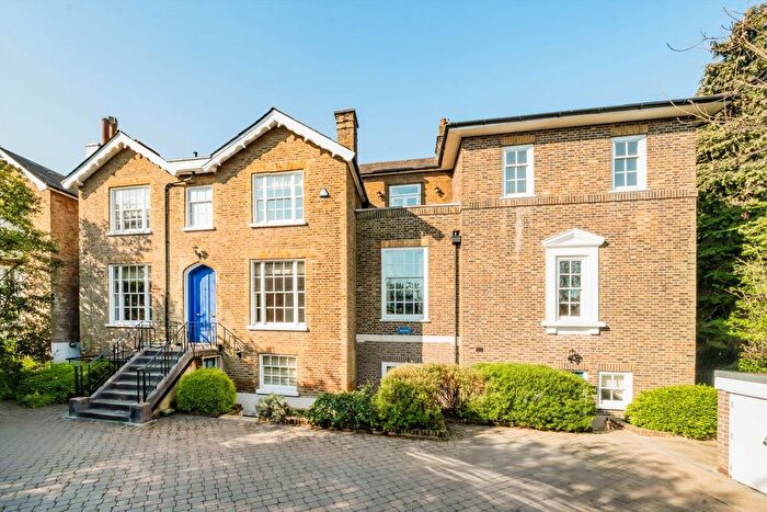 1 Bedroom Flat To Rent In Colney Hatch Lane, London, N10