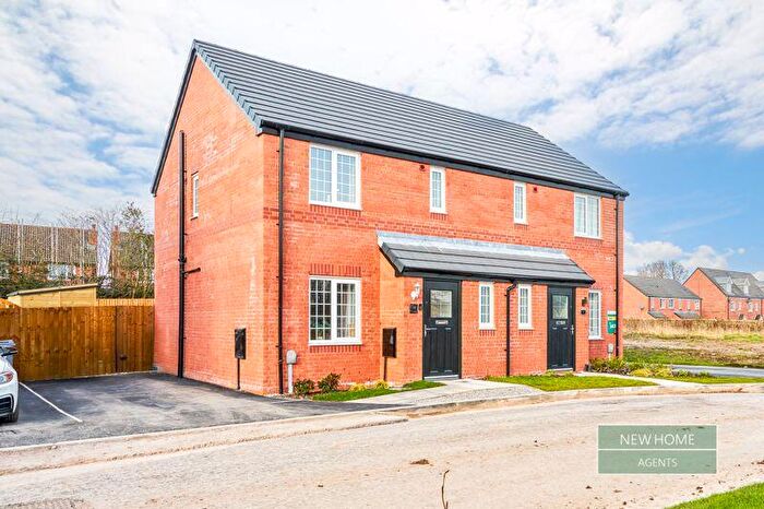 3 Bedroom Semi-Detached House For Sale In Greywillow Drive, Shavington, Crewe, CW2