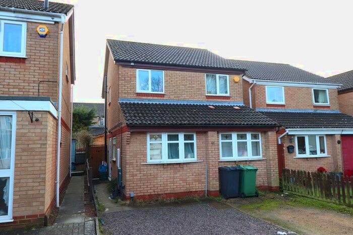 3 Bedroom Detached House To Rent In The Richmonds, Gloucester, GL4