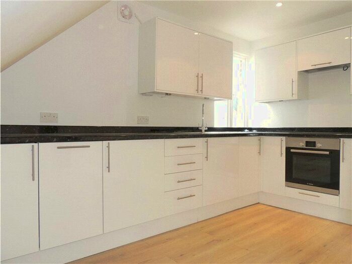 1 Bedroom Flat To Rent In Chatsworth Road, Croydon, CR0