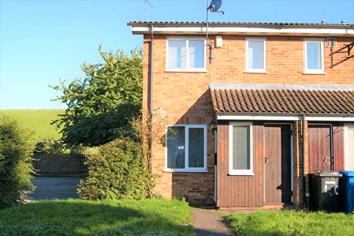 1 Bedroom House To Rent In Penn Road, , Datchet, SL3
