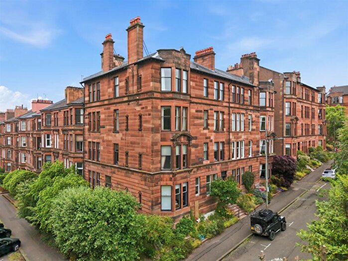 3 Bedroom Flat For Sale In / Queensborough Gardens, Hyndland, G12