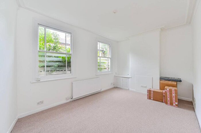 3 Bedroom End Of Terrace House To Rent In Birley Street, Battersea, London, SW11
