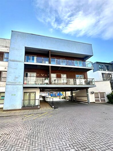 2 Bedroom Flat For Sale In Mariners Court, Lambert Road, Marina, SA1