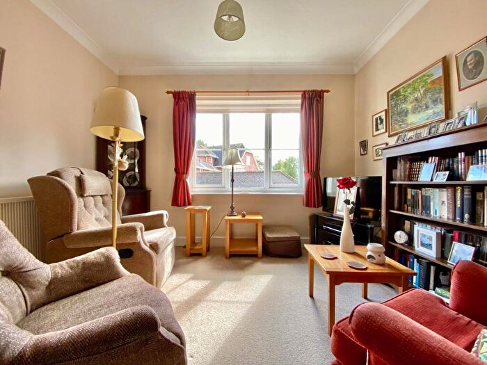 1 Bedroom Retirement Property For Sale In Ringwood Town Centre, BH24