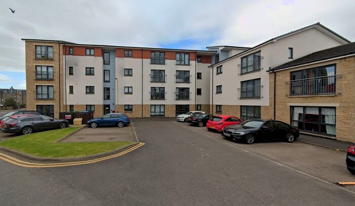 3 Bedroom Flat To Rent In Monart Road, Perth, Perthshire, PH1