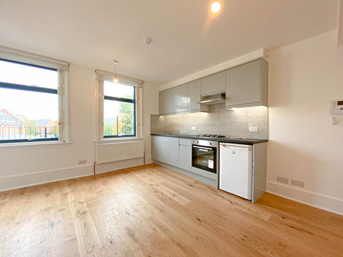 1 Bedroom Flat To Rent In Grove Vale, East Dulwich, SE22
