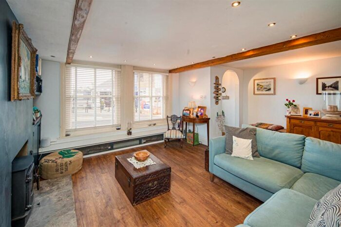 4 Bedroom Terraced House For Sale In Medina River Views, Former Public House - Medina Road, Cowes, PO31