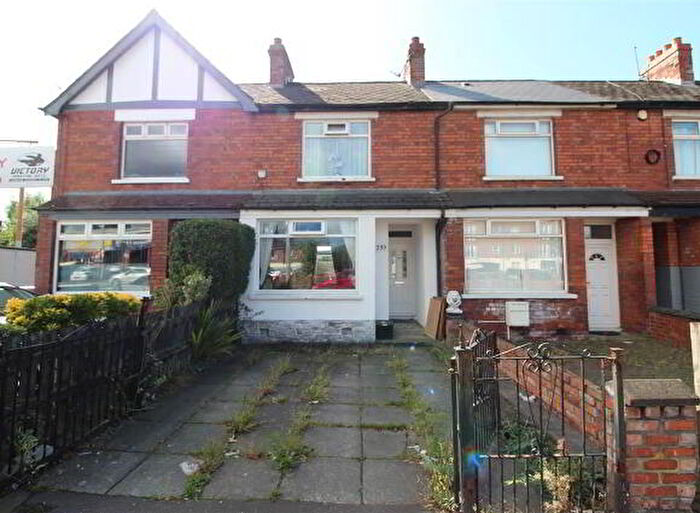 3 Bedroom Terrace House For Sale In Castlereagh Road, Belfast, BT5